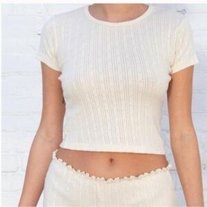 Brandy Melville cropped t shirt